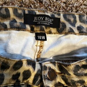 Judy Blue Leopard print skinny jeans, 18w